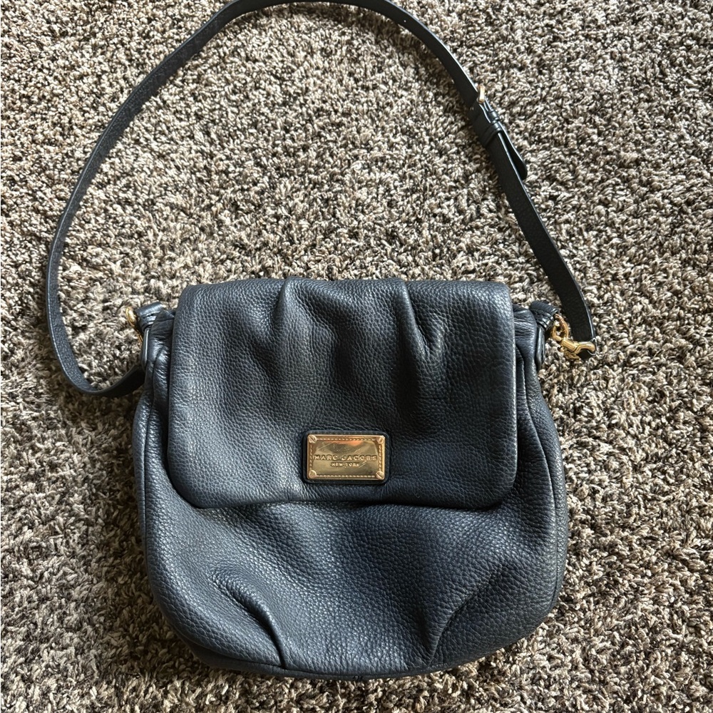 SOLD Marc Jacob’s New York Black Leather Crossbody Bag